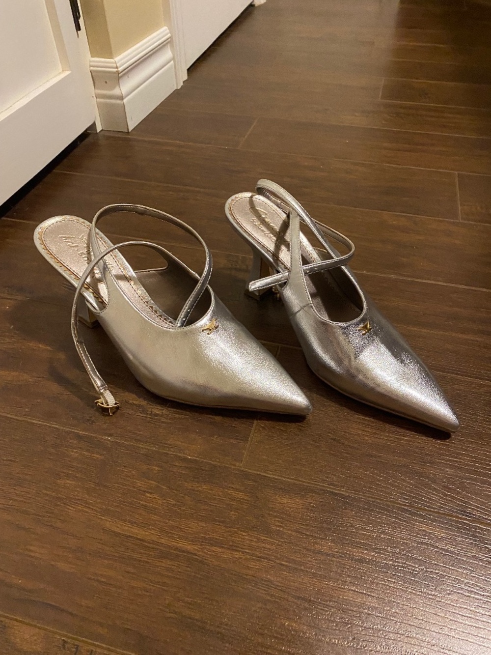 Circus by Sam Edelman Cross-Strap Silver Slingback Kitten Hee